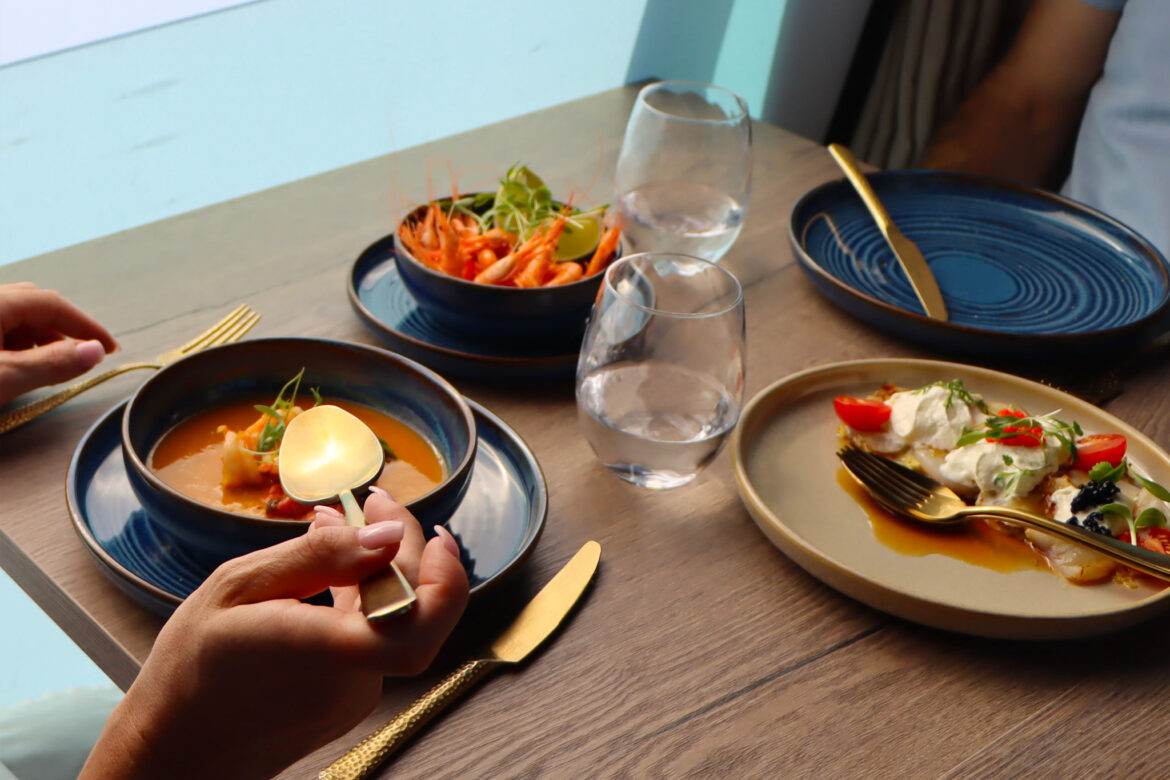 Laguna Boat Restaurant